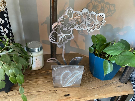 Orchidee Blume Metall Kunst, Pflanze, Orchideen Pflanze, Topfpflanze,  Geschenk, Unikat, Valentinstag, Geschenk fr sie, Lebende Orchidee,  Topfpflanze - Etsy sterreich