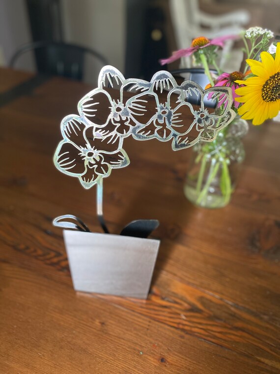 Orchidee Blume Metall Kunst, Pflanze, Orchideen Pflanze, Topfpflanze,  Geschenk, Unikat, Valentinstag, Geschenk fr sie, Lebende Orchidee,  Topfpflanze - Etsy sterreich