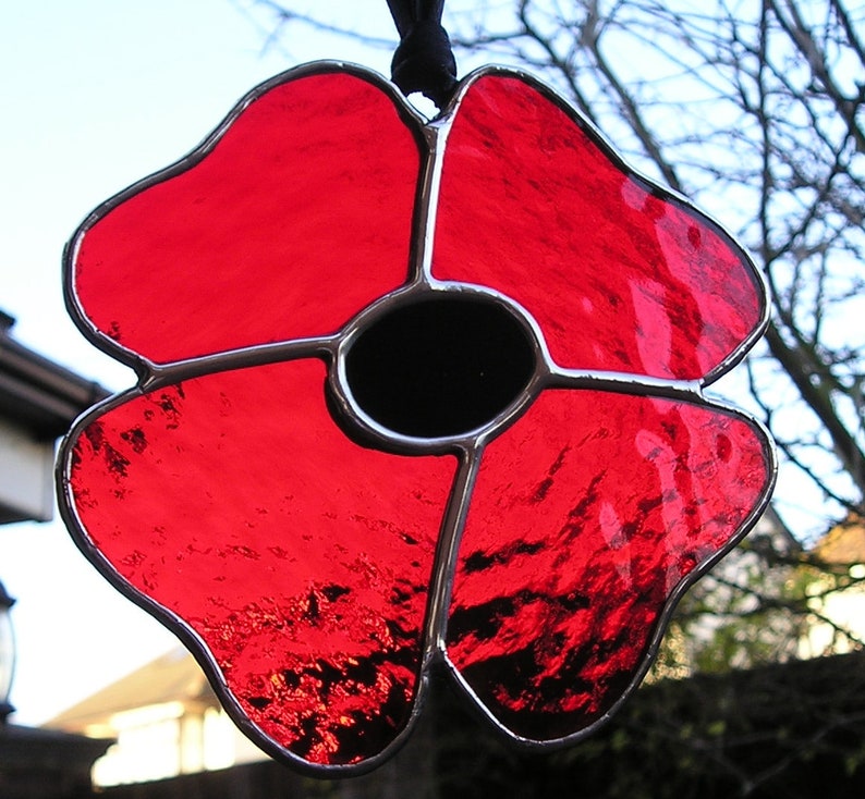 Large Red Stained Glass Poppy, Remembrance Day Lest We Forget, Stained Glass Suncatcher Handmade in England image 3