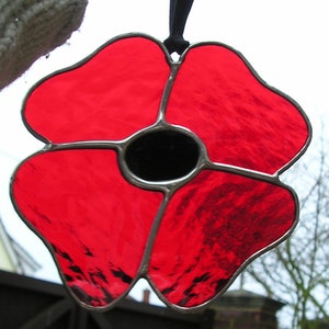 Large Red Stained Glass Poppy, Remembrance Day Lest We Forget, Stained Glass Suncatcher Handmade in England image 6