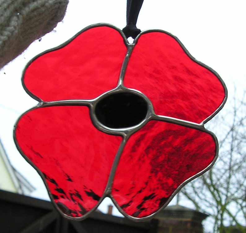 Large Red Stained Glass Poppy, Remembrance Day Lest We Forget, Stained Glass Suncatcher Handmade in England image 6