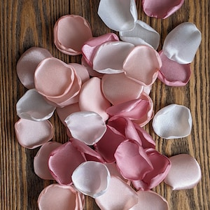 Dusty Rose Satin Rose Petals: Wedding Aisle Decor