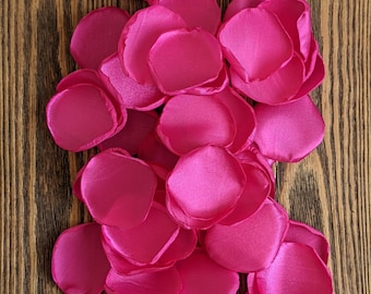 Bridal shower decor-fuschia rose petals to toss-wedding decor details-scatter confetti-pink birthday ideas-flower girl flowers for baskets
