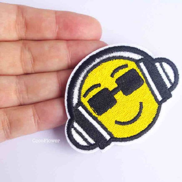 patch DJ casque audio écusson Rave party émoticône Ibiza 90s smiley face Techno parade