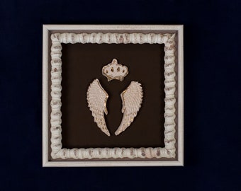 Regalo para padrinos: Corona de cerámica y alas, arte mural 3D