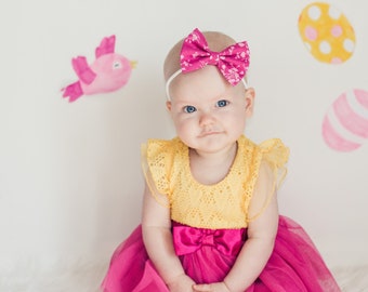Rosa Blumen Mädchen Haarschleife - Rosa Blumen Haarschleife - Kleinkind Haarschleifen - Babypartygeschenke - Clip oder Nylon Stirnband - Baby Haarschleifen