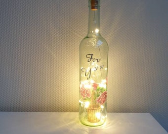 Dekoflasche mit Text ,For you', bunte oder weiße Lichterkette und Blumen, beleuchtete Flasche, Flaschenleuchte Lichtflasche