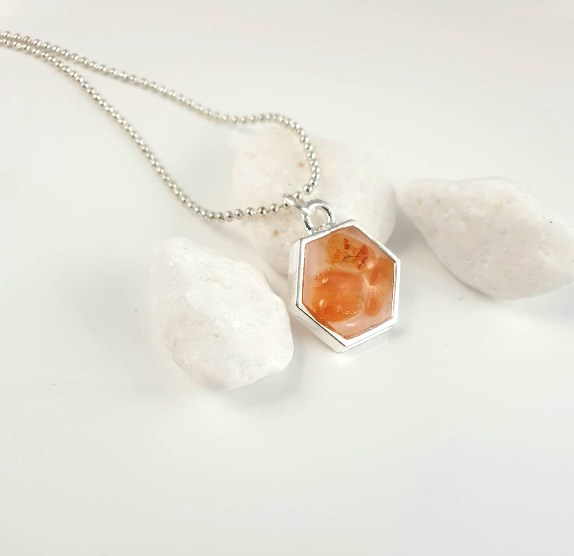 Kette mit sechseckigem Karneol Anhänger | Etsy