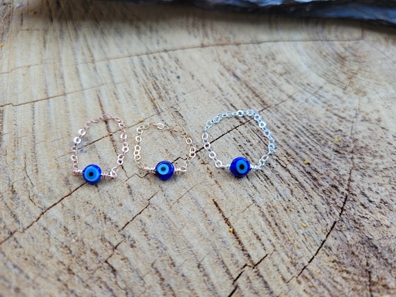Evil eye ring.  Dainty chain ring. Minimalist ring. Gold evil eye ring. Silver evil eye ring. Rose gold evil eye ring