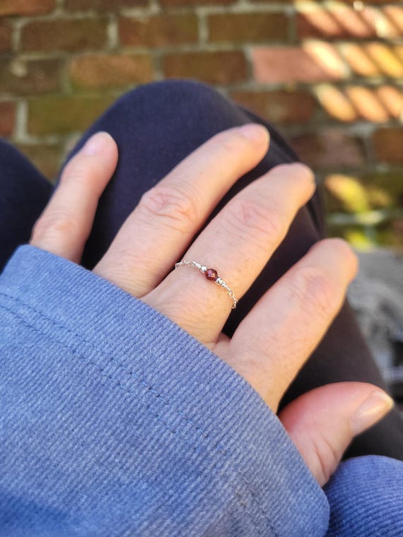 Dainty garnet ring. Garnet chain ring. Minimalist ring. Dainty gold ring. Dainty silver ring. Rose gold ring