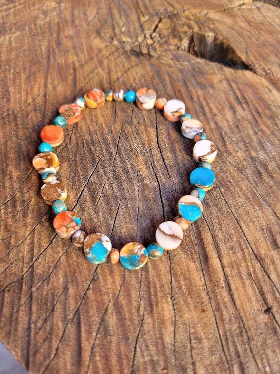Dainty spiny oyster turquoise bracelet.  Stretchy bracelet.  Slip on spiny oyster bracelet