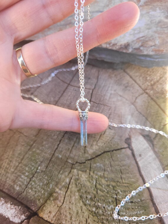 Aquamarine pendant necklace.   Sterling silver aquamarine pendant.