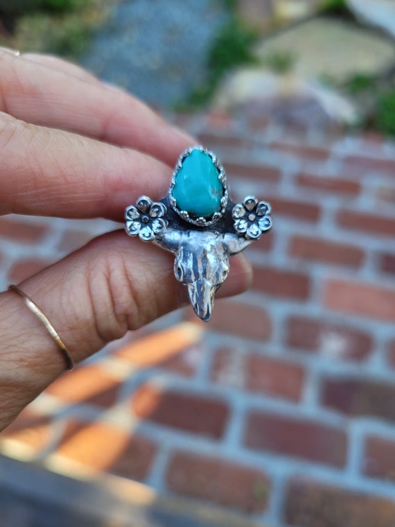 Longhorn turquoise statement ring. Cowboy cowgirl jewelry. Silver bull western skull jewelry. Ready to ship