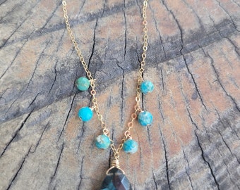 Labradoriet en turquoise ketting. Uw keuze uit goud gevuld, sterling zilver of roségoud