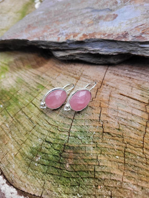 Sterling silver  rose quartz earrings.  Dainty pink earrings