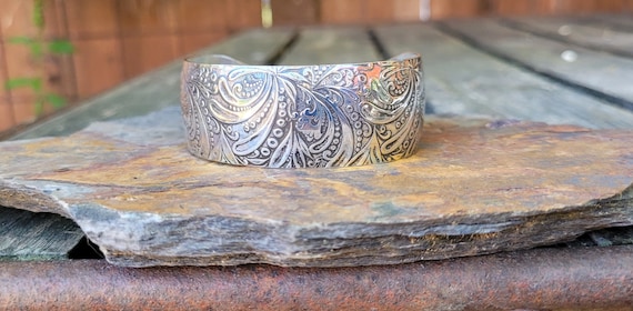Art nouveau sterling silver cuff bracelet.  Swirling design cuff bangle bracelet.  Thick cuff bracelet.