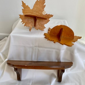 Vintage wood shelf, maple leaf shelf, vintage leaf shelf