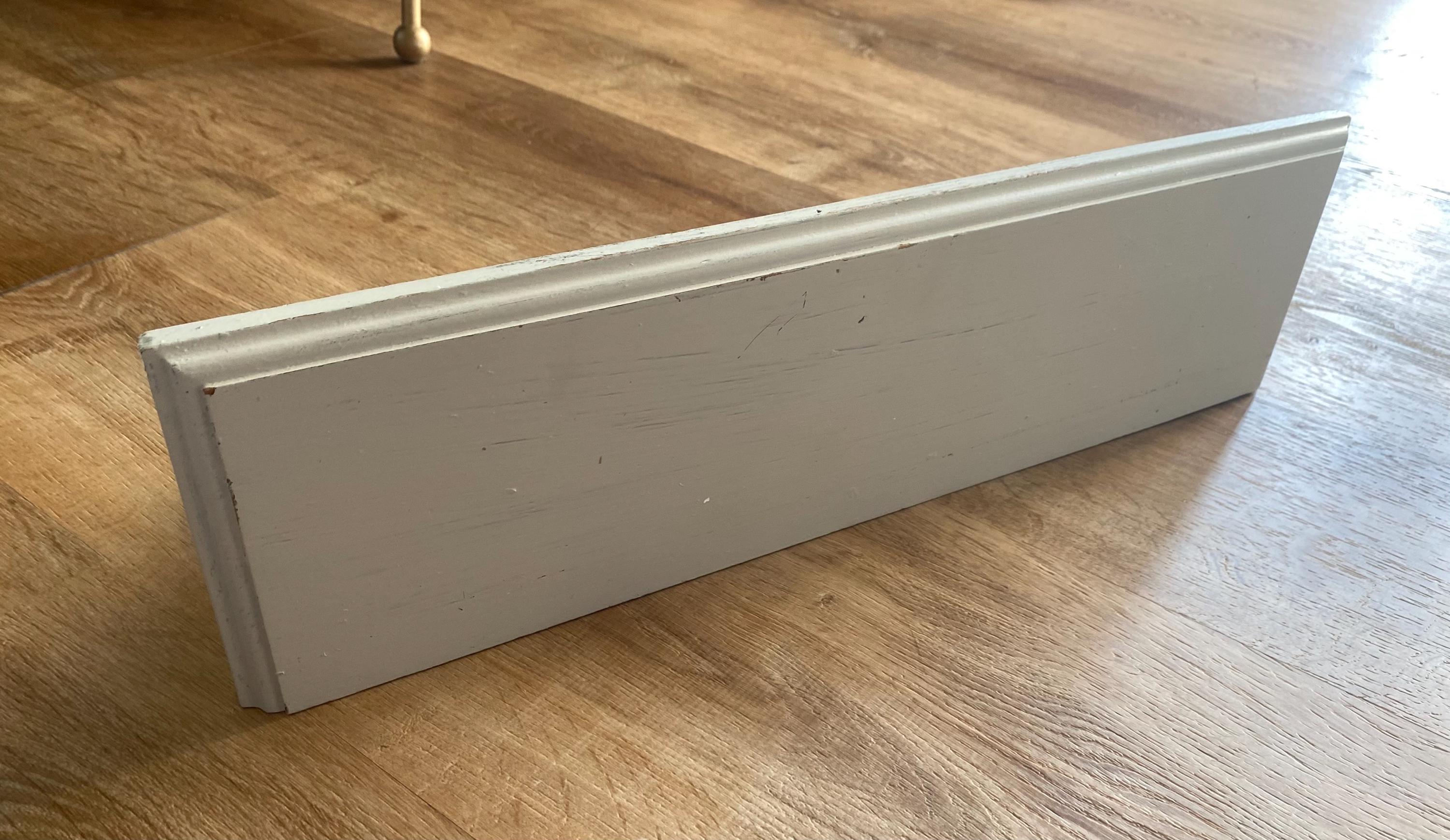 ヴィンテージ　木製ウォールシェルフ　ペイント ヴィンテージ 木製ウォールシェルフ ペイント ウォールシェルフ 壁掛け