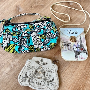 Vera Bradley Blue Coin Pattern Mid Sized Backpack Purse + Matching Coin Wallet Vintage Vera Bradley Blue Coin Pattern Mid-Sized Backpack  main image 4
