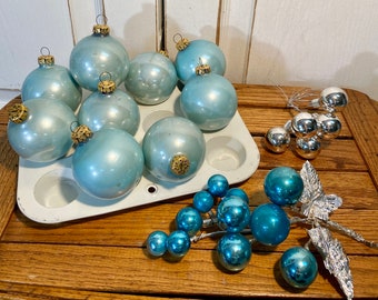 Vintage blue ornaments, beautiful blue glass ornaments, blue Christmas, vintage blue glass grape cluster pick with foil leaves