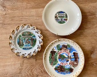 Vintage souvenir plate, vintage Wisconsin plate, vintage Wisconsin dells