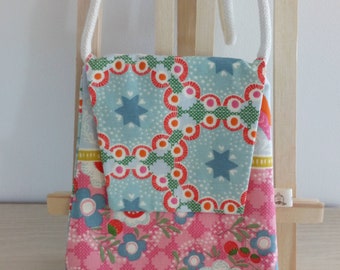 Small multicolored floral pattern summer bag