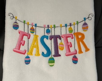 Easter Fingertip Towel, Embroidered Easter Hand Towels, Bathroom Decor, Hostess Gift, Powder Room, Gift, Easter Holiday