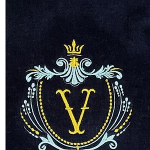 Monogrammed Fingertip and Hand Towels, Embroidered Royalty Towels, Bathroom Decor, Personalized Guest Towel, Housewarming Gift, Wedding Gift