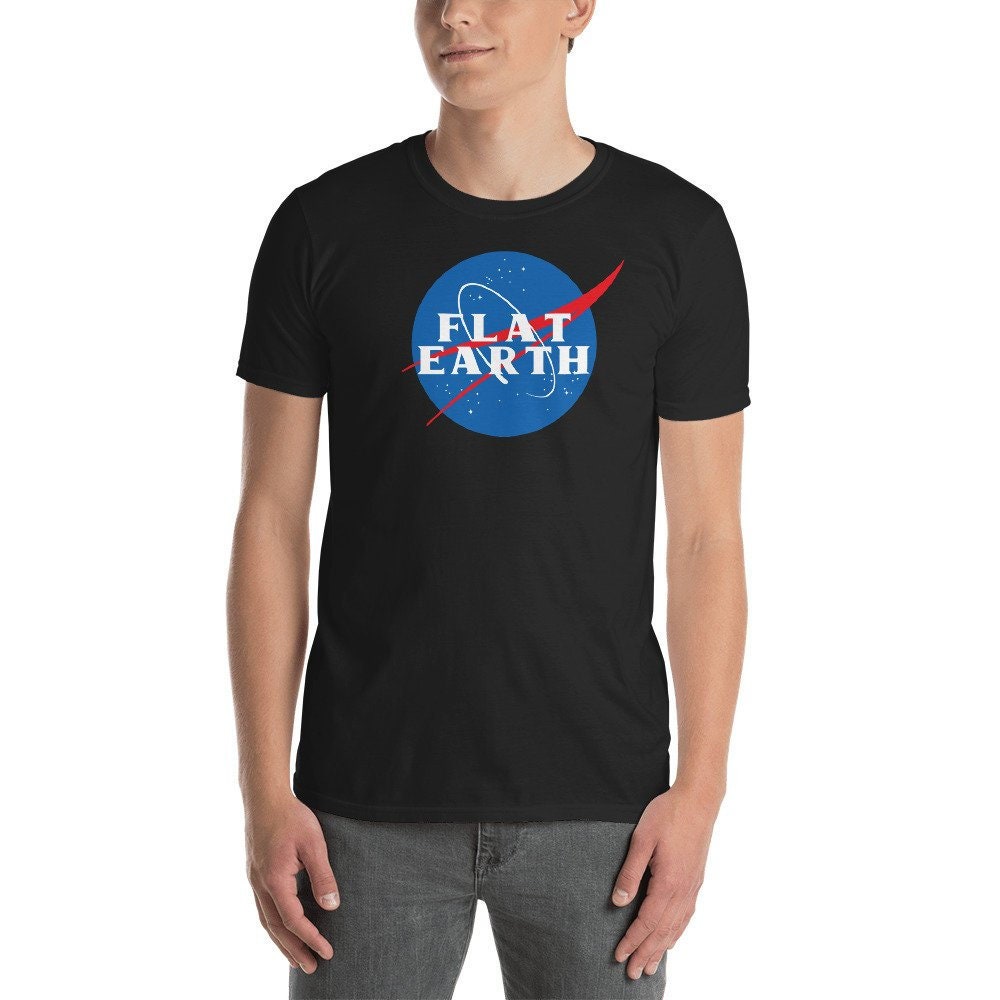 Flat earth tee shirt Clearance