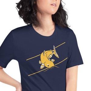 Pesce gatto sulla tradizione dell&#39;hockey su ghiaccio Nashville Predators - T-shirt unisex per adulti