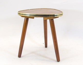 Tripod side table | midcentury design | vintage 50's