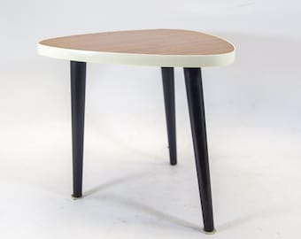 Tripod side table | midcentury design | vintage 50's