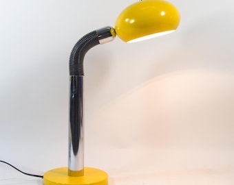 Space-age desk lamp | Flexible gooseneck | vintage 70's | bright yellow