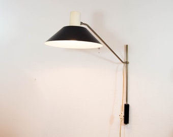 Anvia - Midcentury wall lamp | design J.J.M Hoogervorst | WEIRD!