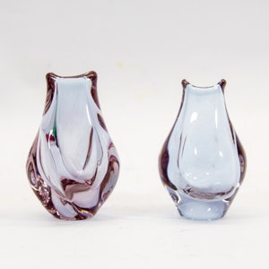 Set of 2 small vases | Sklo | Miloslav Klinger | Neodymium glass | vintage 60&#39;s