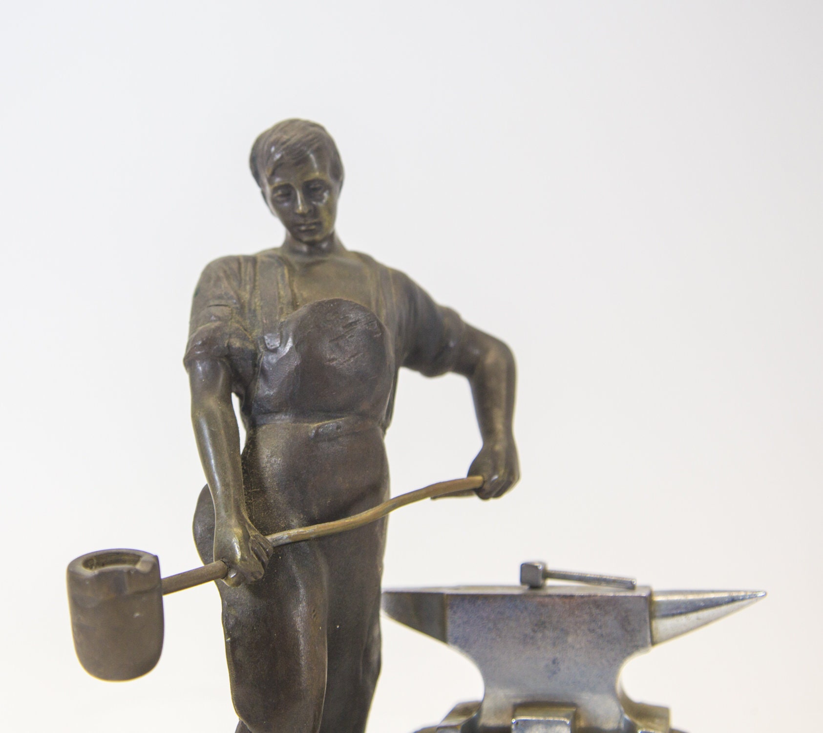 アンティークブロンズ像 | 写真 アンティークブロンズ像鍛冶屋