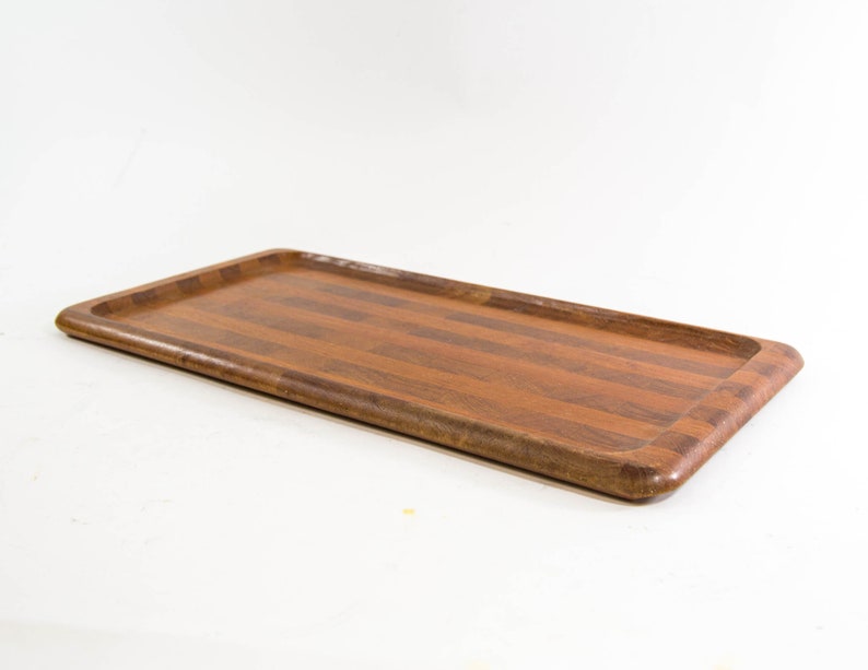Vintage wooden cutting board | Serving tray | Digsmed Denmark | Vintage wooden cutting board | Serving tray | Digsmed Denmark |