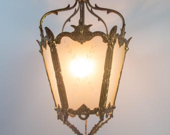 Antique pendant lamp | Brass frame | Etched textured glass
