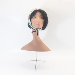 Elegant mannequin head | Tripod shop display | glass fiber | vintage 50's or 60's