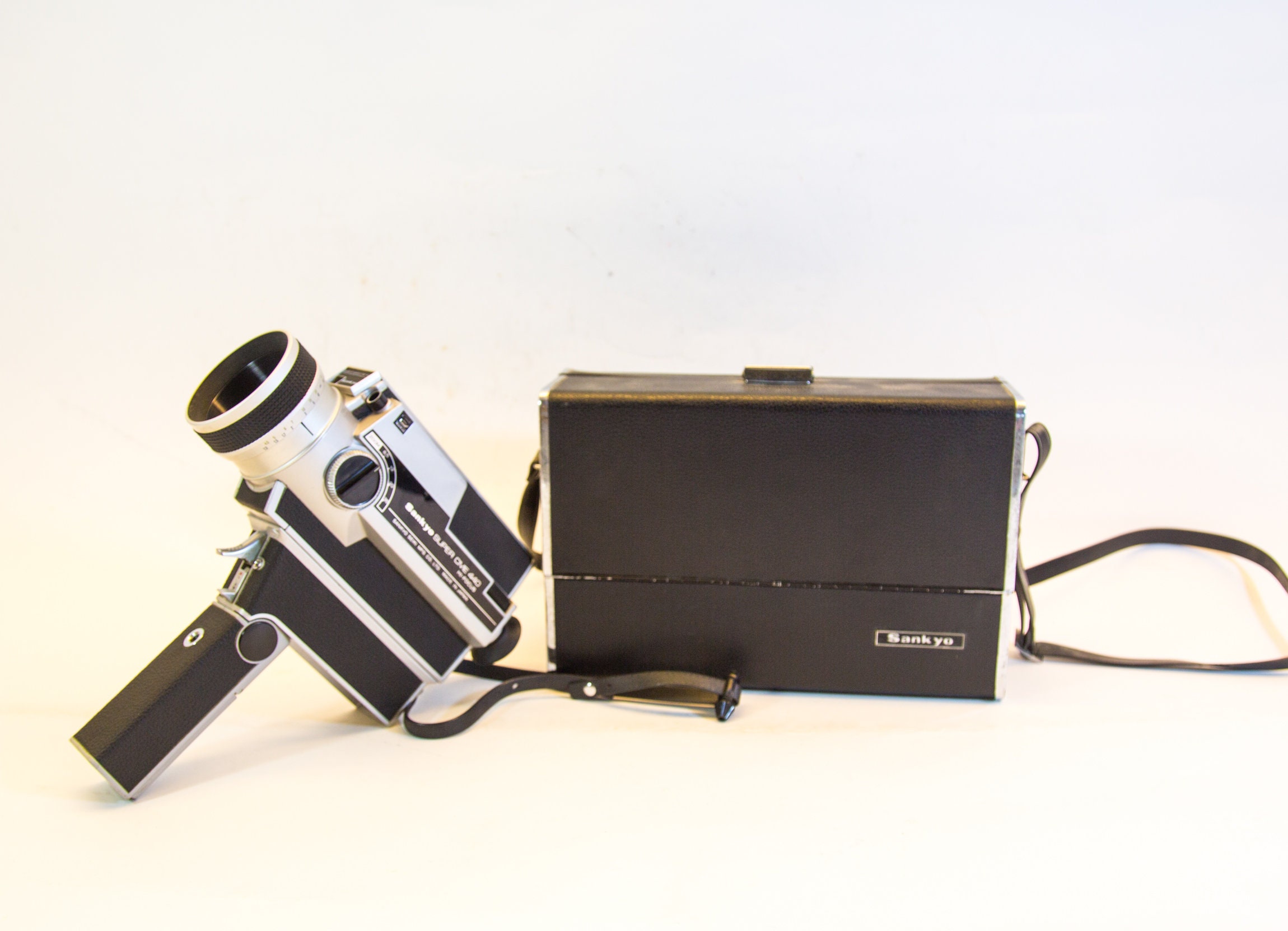 Sankyo Super CME 440 Super Camera Original Case Battery
