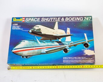 スペースシャトル＆ボーイング７４７（ERTL社製）旧パッケージ スペースシャトル＆ボーイング747（ERTL社製）旧パッケージ