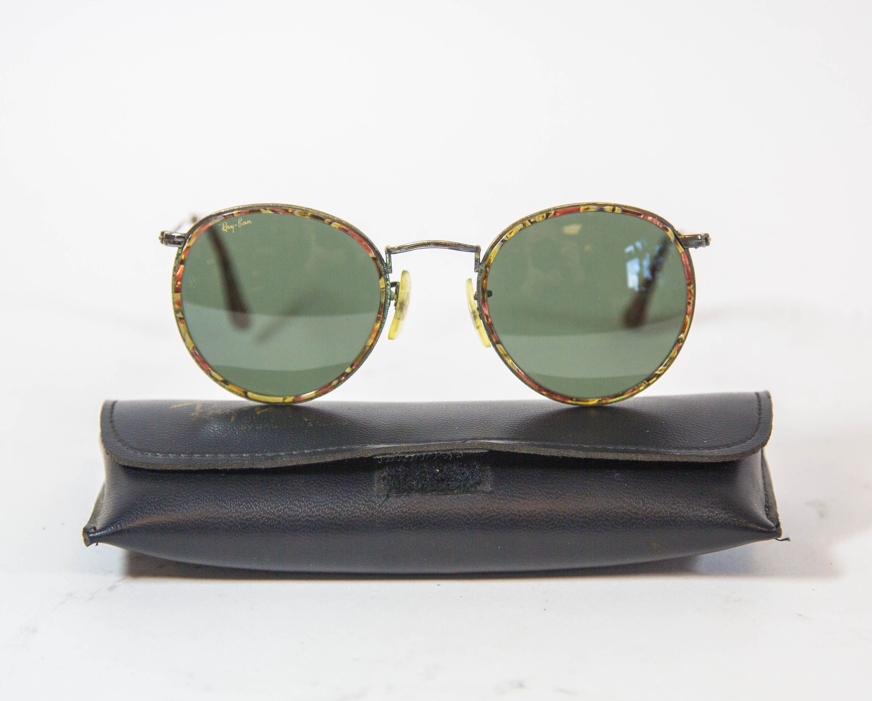 Vintage Ray-ban Classic Metals Model W1676 Ray Ban USA - Etsy New Zealand