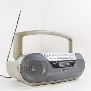 Sony Boombox | model CFD-S05 | CD, cassette and FM radio | vintage 90&#39;s