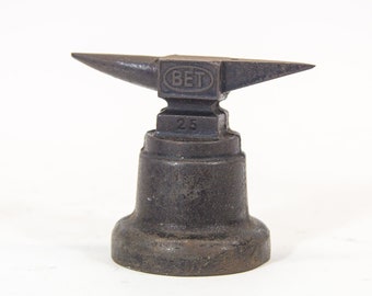 BET 25 | Antique jewelers anvil | Cast iron | Double horn | Early 20th century