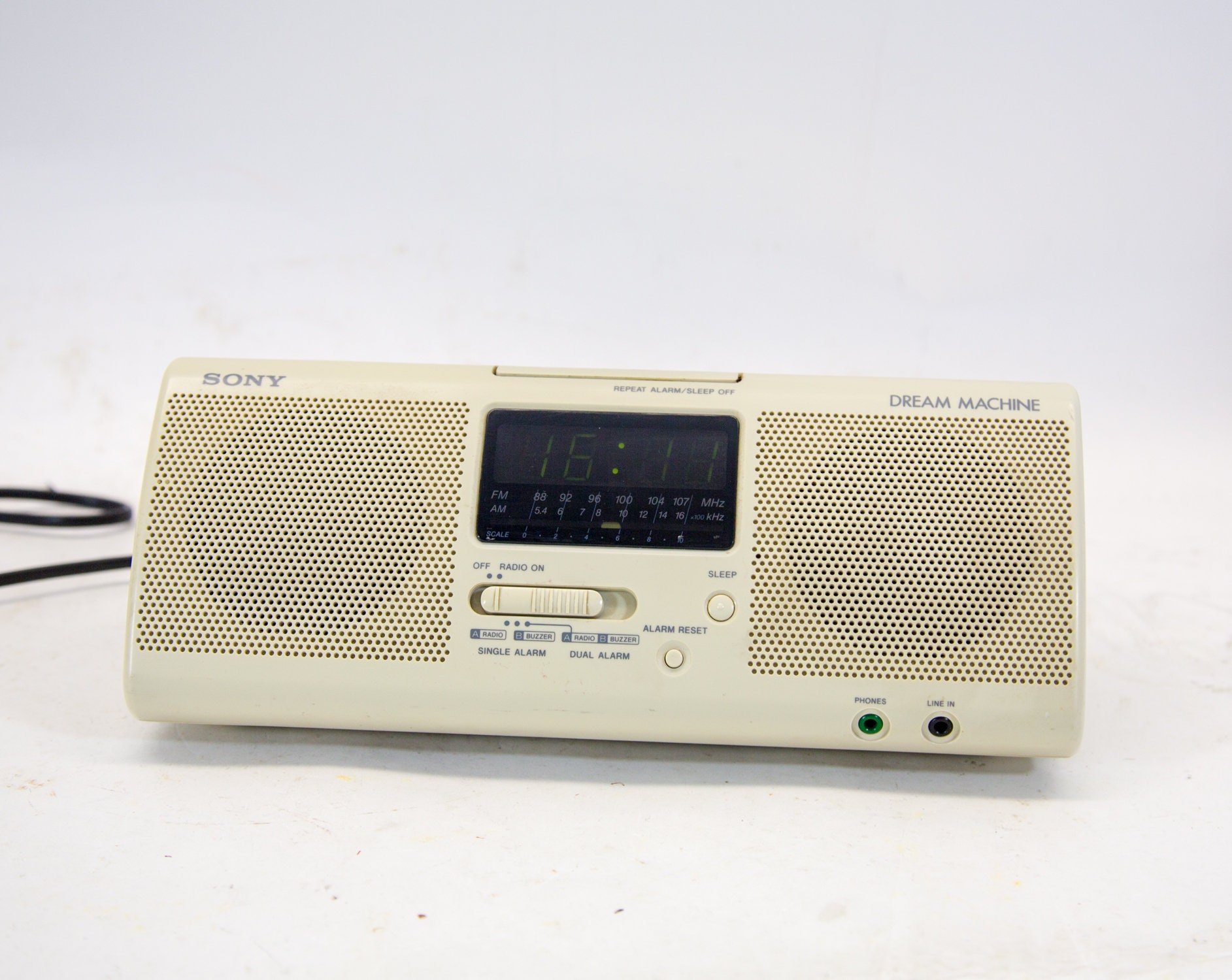 Sony ICF-380 AM/FM Portable Radio Tested Working