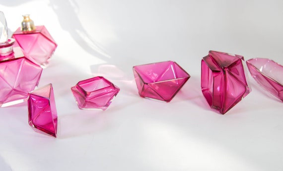 Art Deco vanity set | Pink glass | Geometric shap… - image 4
