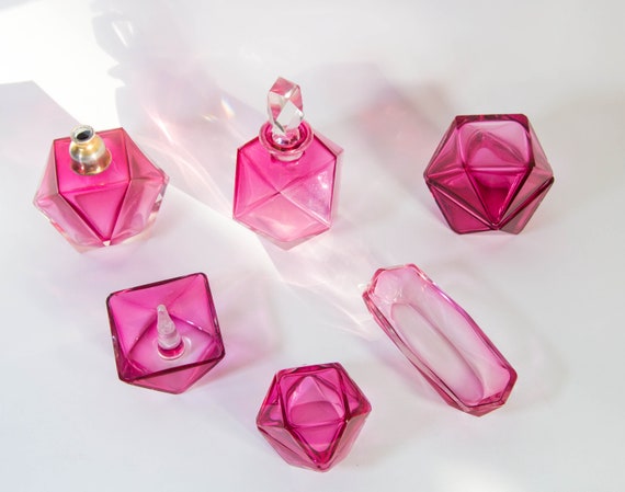 Art Deco vanity set | Pink glass | Geometric shap… - image 3