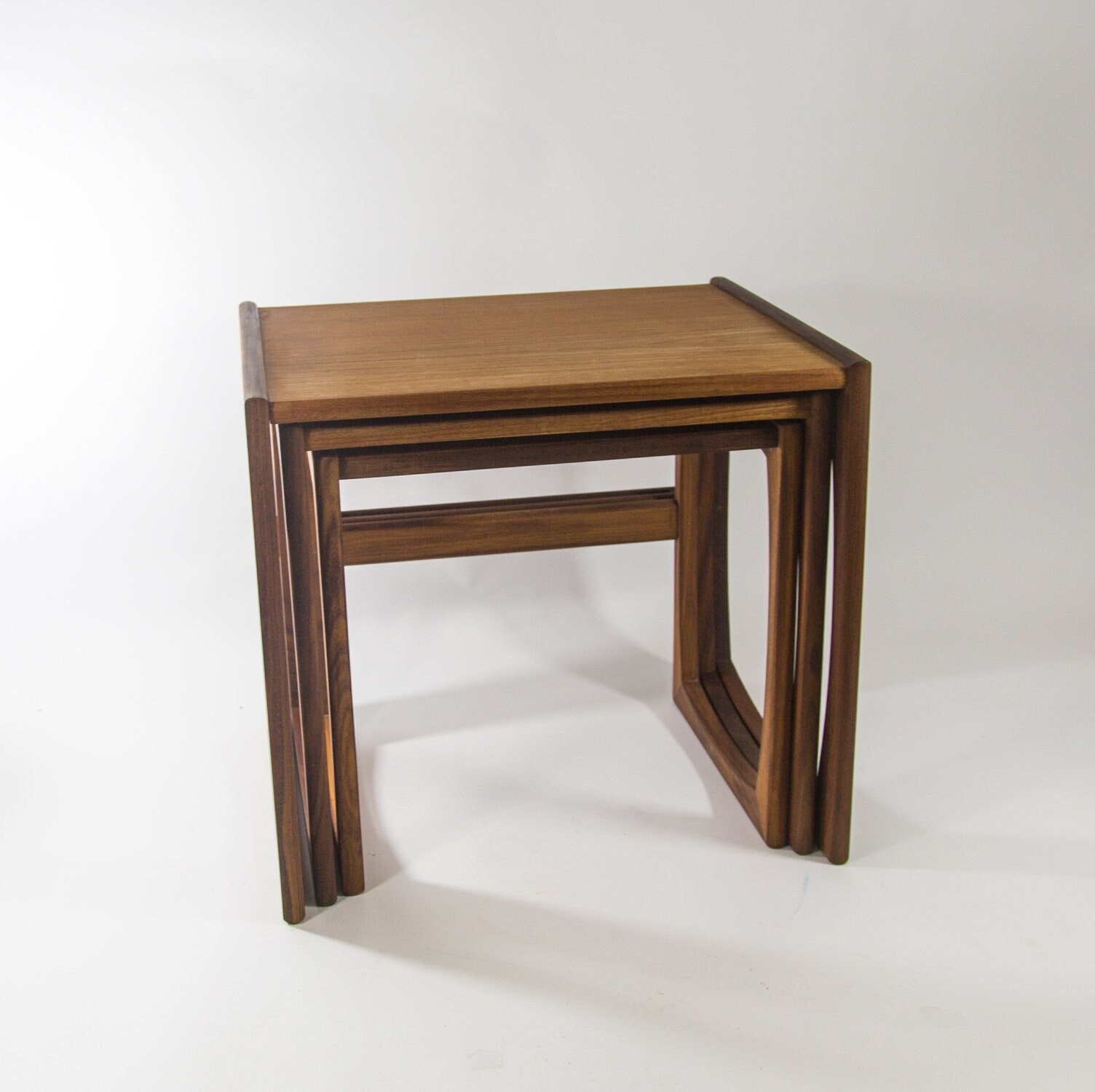 G plan nest of 3 tables discount