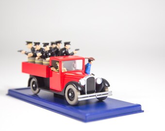 Tin Tin ミニカー　1/43 Camion dopium Tintin Car Model | 1/43 | Red Police Truck | Tintin in America