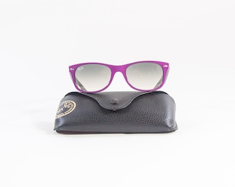 Ray Ban New Wayfarer | Purple/Black frame | Model RB 2132 | Light gray lenses | vintage 90's